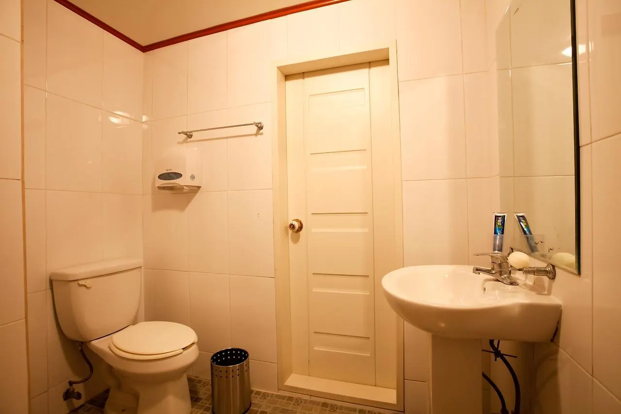 Gwangan Blue Moon Motel Puszan 2*,